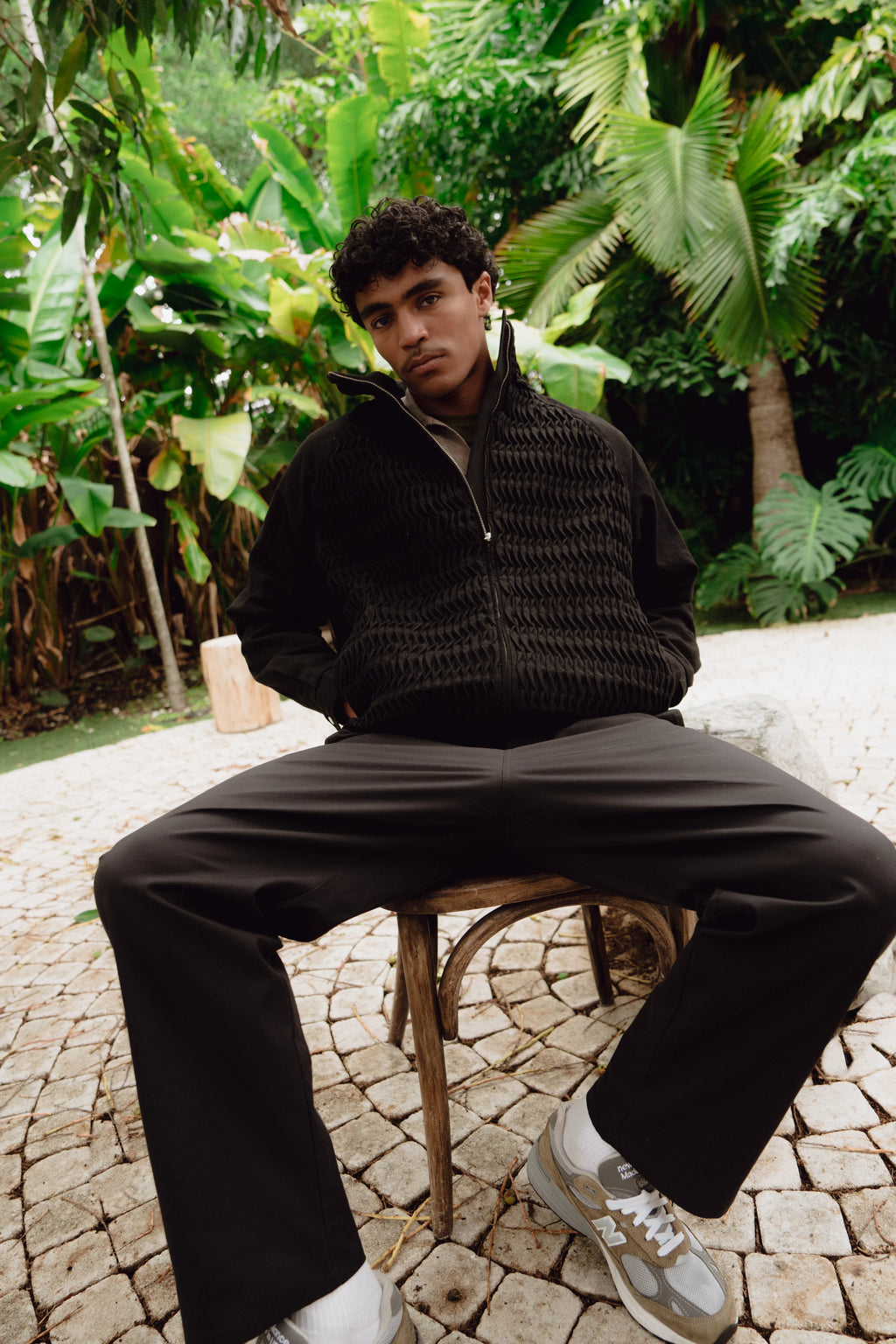 Hand-Pleated Twill Windbreaker Jacket - Black